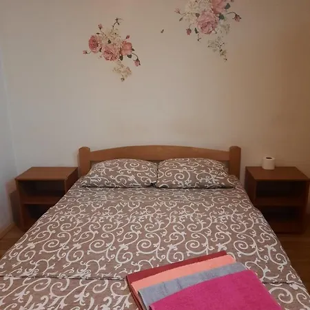 招待所 Lug 贝尔格莱德